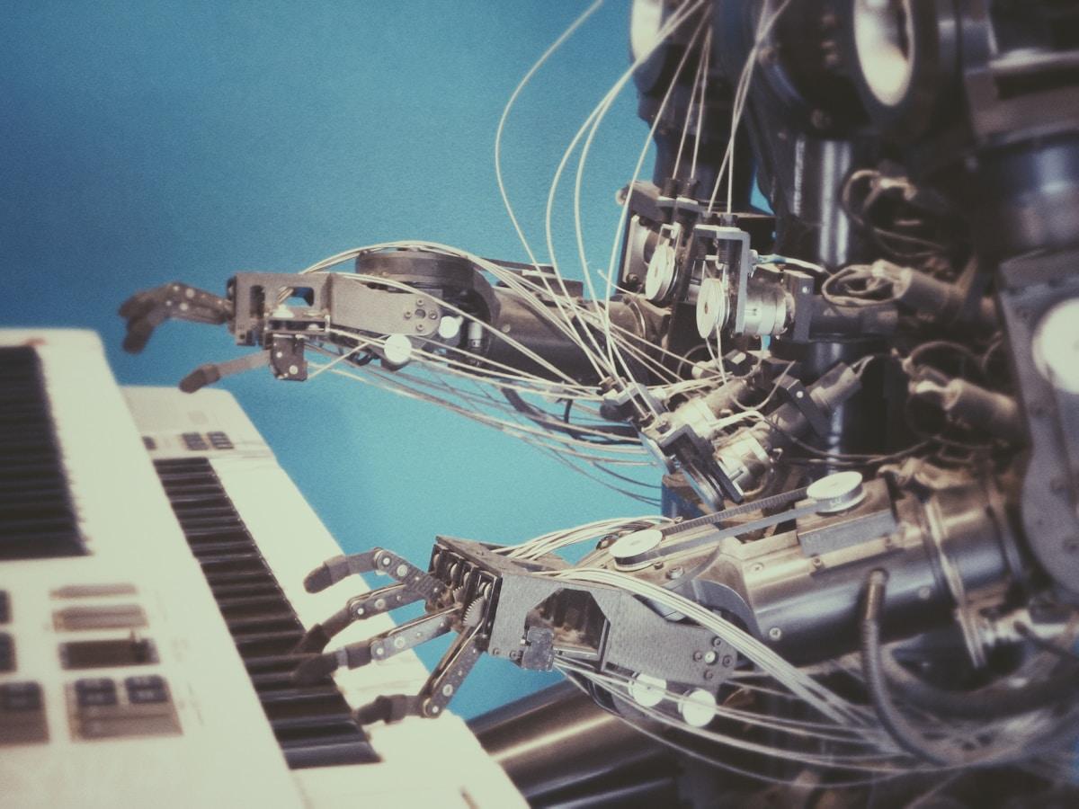 AI Automation as a Recession Strategy: Reducing Costs While Maintaining Quality
